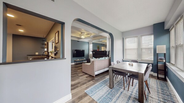 Interior - Derby City Delight (Louisville)