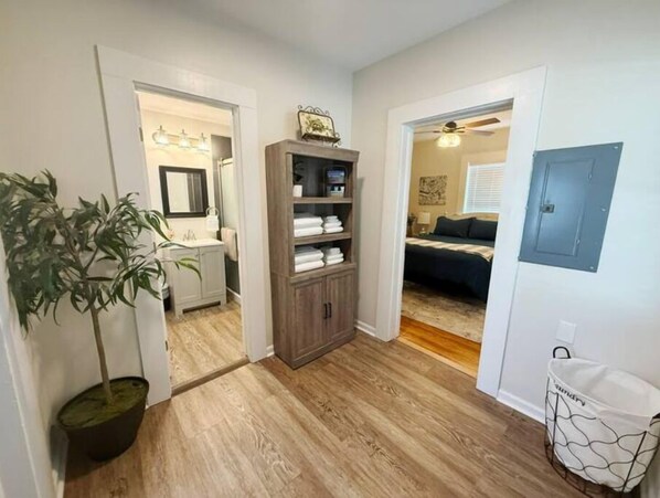 2 chambres, Wi-Fi gratuit, draps fournis