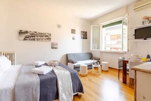 1 soverom, wi-fi (inkludert) og sengetøy