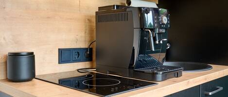 雪櫃、焗爐、爐具、洗碗機