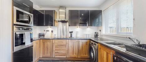 Fridge, microwave, oven, dishwasher