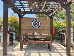 Outdoor dining - Piping Plover on the Key, Nautical and Nice, Paddles away! (Englewood)