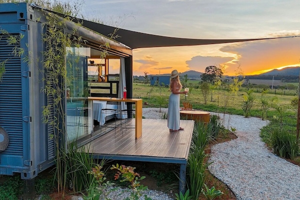 Superior Cabin | 1 bedroom, laptop workspace, iron/ironing board