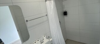 1 Double 1 Sofa Beds Garden Chalet 9C