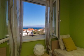 Room - Holiday apartment mit Balkon (Malinska)