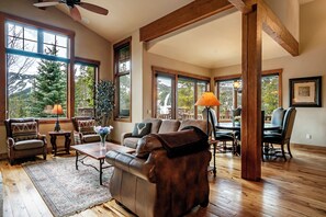 Smart TV, fireplace, offices