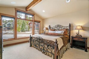 5 habitaciones, escritorio, tabla de planchar con plancha y wifi gratis 