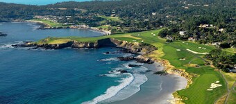 Modern Cozy Pebble Beach Studio with Premium Amenities and WiFi