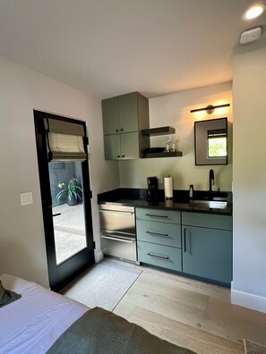 1 camera, Wi-Fi gratuito, lenzuola