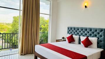 Soundproofing, free WiFi