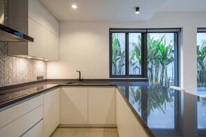 Fridge, microwave, oven, stovetop