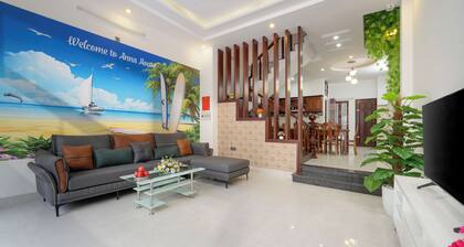 Charming 4-bedroom house with AC and WiFi in enchanting Đà Nẵng