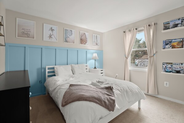 6 bedrooms, iron/ironing board, travel cot, free WiFi