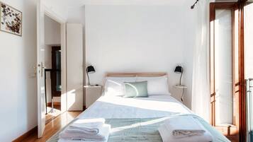 1 bedroom, iron/ironing board, free WiFi, bed sheets