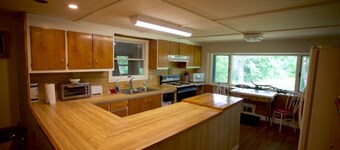 White River Float Trips 4 Bd 2Ba House 3 boat ramps within 3 miles for launching