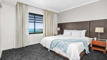 3 bedrooms, desk, iron/ironing board, travel cot