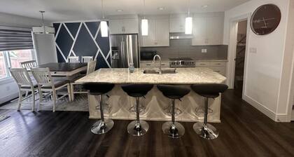 Air-Conditioning, Basketball, Trampoline, Fenced backyard with furniture, BBQ grill. Furry friend welcome.