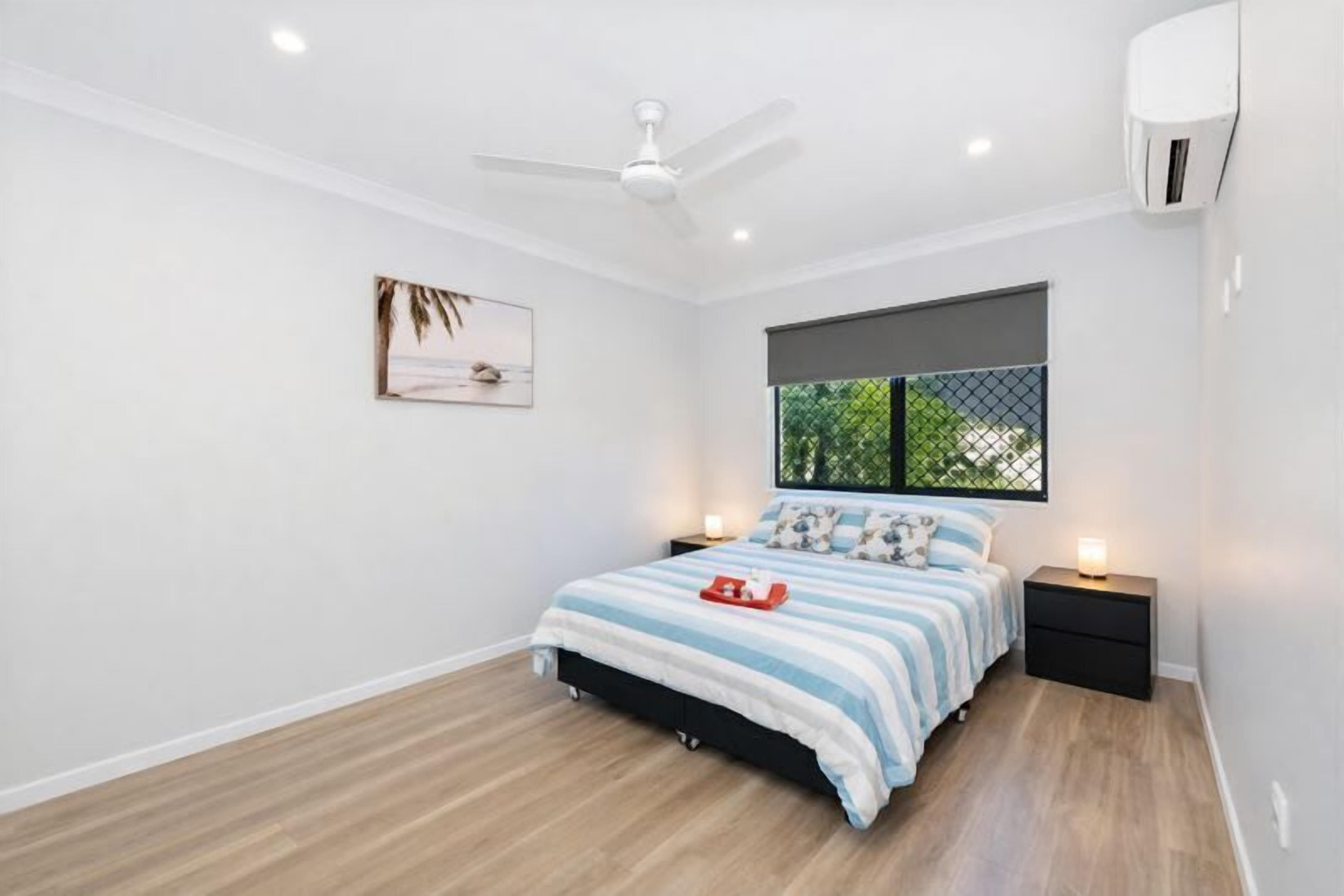 2 chambres, fer et planche à repasser, Wi-Fi gratuit, draps fournis