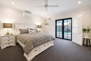 4 habitaciones, escritorio, tabla de planchar con plancha y wifi gratis 