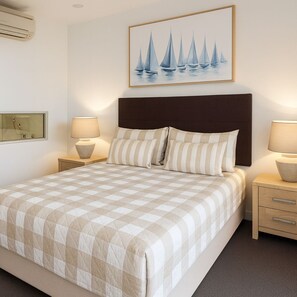 2 chambres, bureau, fer et planche à repasser, Wi-Fi gratuit