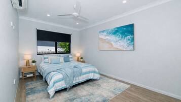 2 bedrooms, iron/ironing board, free WiFi, bed sheets