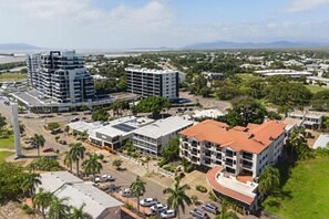 Exterior - Prime 1-Bedroom Apartment | Palmer Street Location (South Townsville)