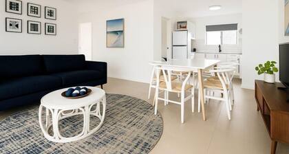 Modern 2BR Home Near Mater Hospital, Pimlico