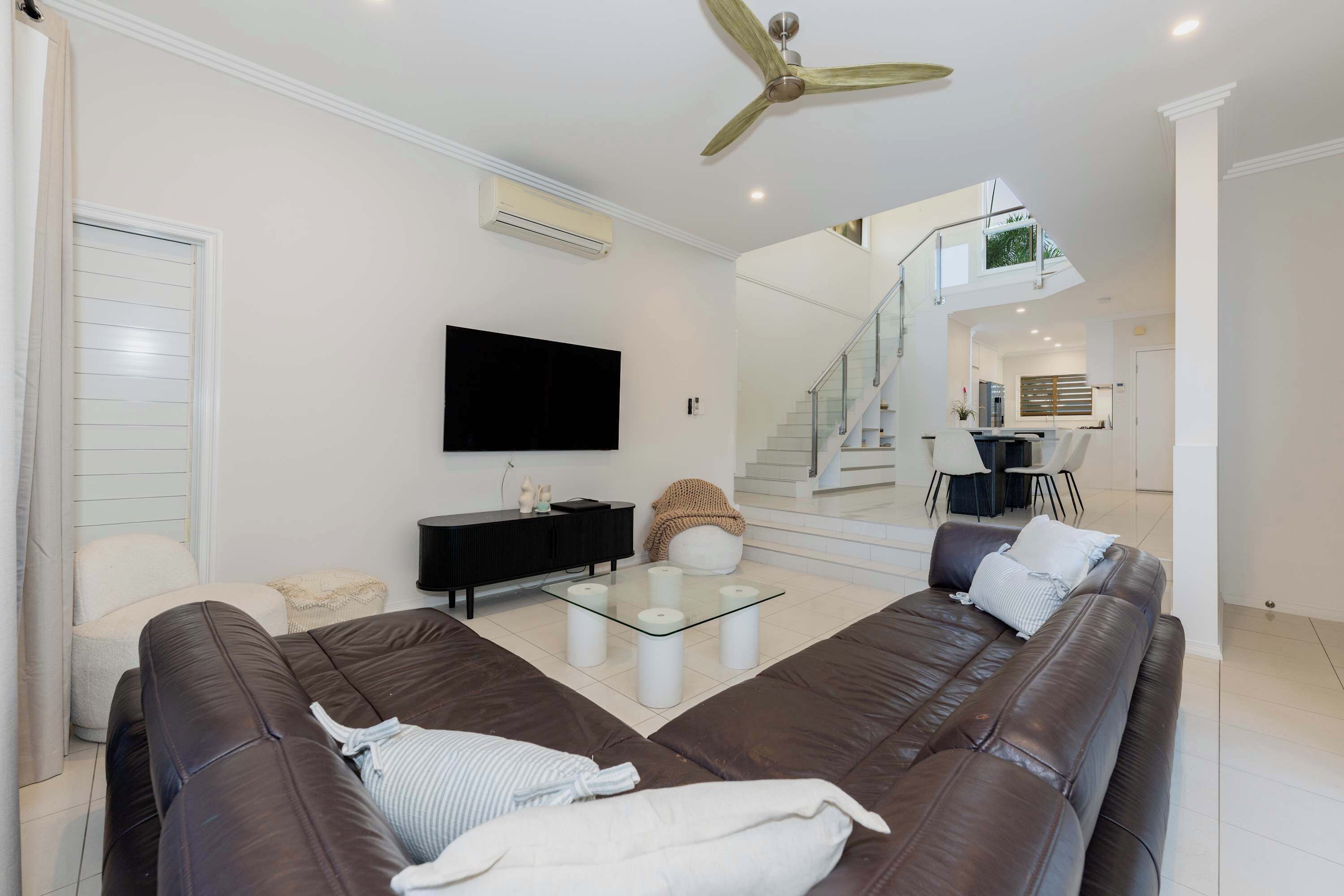 Télévision, espaces bureaux