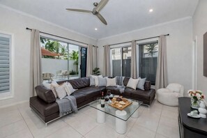 Uklassifisert bilde, 4 av 14, knapp