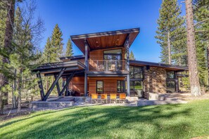 Exterior - Constellation at Martis Camp by Tahoe Getaways - Monthly Lease w Hot Tub & Pet Friendly (Truckee)