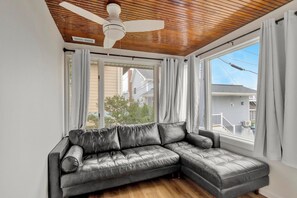 リビング エリア