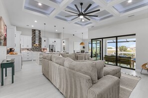 Smart TV, videojuegos y tenis de mesa 