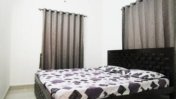 2 Schlafzimmer, Bügeleisen/Bügelbrett, WLAN, Bettwäsche