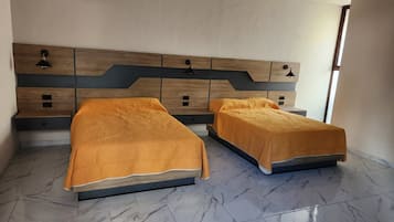 Habitación, balcón, vista a la montaña | Wifi gratis
