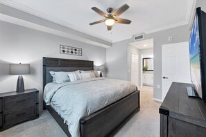 2 chambres, fer et planche à repasser, Wi-Fi gratuit, draps fournis