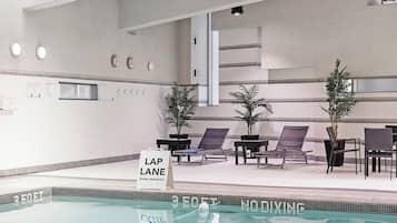 Piscina interna, piscina aquecida