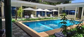 Mangotree Apartel & Resor