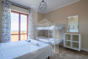 2 bedrooms, WiFi, bed sheets