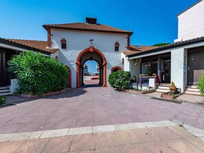 Exterior - Sombrero by Interhome (Le Barcarès)