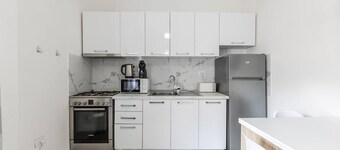 Elegant Apartment Comfort in Shkod r s Heart