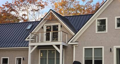Round Pond Maine - Charming apartment for 4 with AC, WiFi and ocean view.