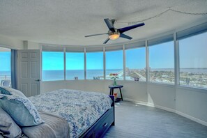 3 bedrooms, iron/ironing board, Internet, bed sheets