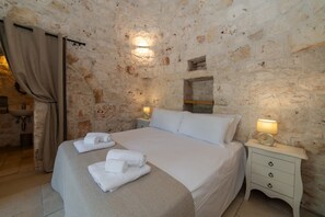 2 habitaciones, cuna de viaje, wifi y ropa de cama 