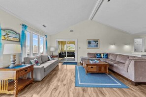 Télévision, baby-foot