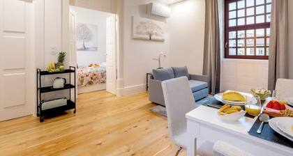 Stylish & Cozy Flat by Host Wise