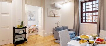HostWise - Stylish and Cozy Flat