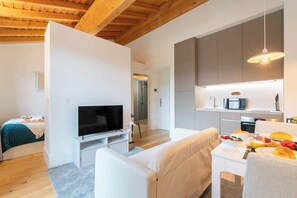 1 chambre, fer et planche à repasser, Wi-Fi gratuit, draps fournis