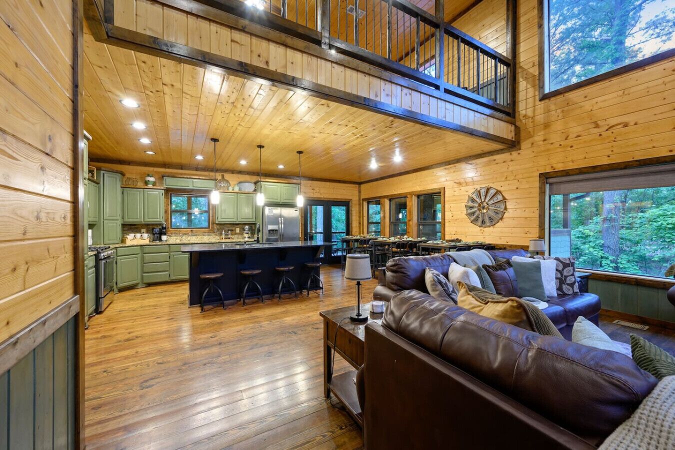 Smart-TV, peis, videospill og fotballspill