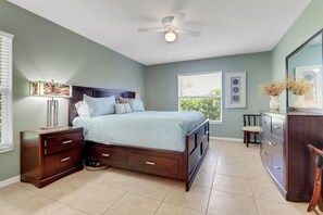 3 chambres, bureau, fer et planche à repasser, Wi-Fi gratuit