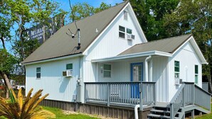 Exterior detail - 4 Miles to the Beach and Minutes to Sportsplex and Shopping. RV Hookup (Gulf Shores)